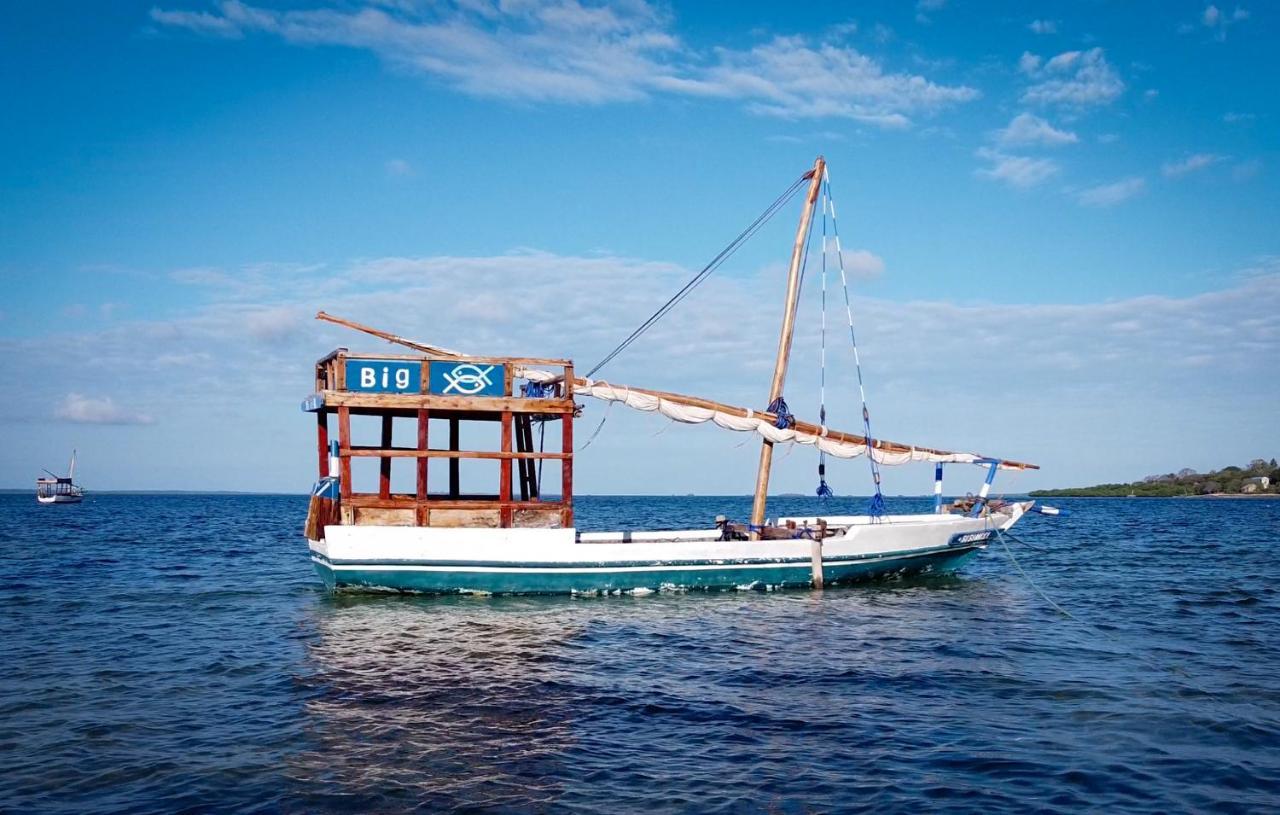 Utende Butiama Marine Camp酒店 外观 照片